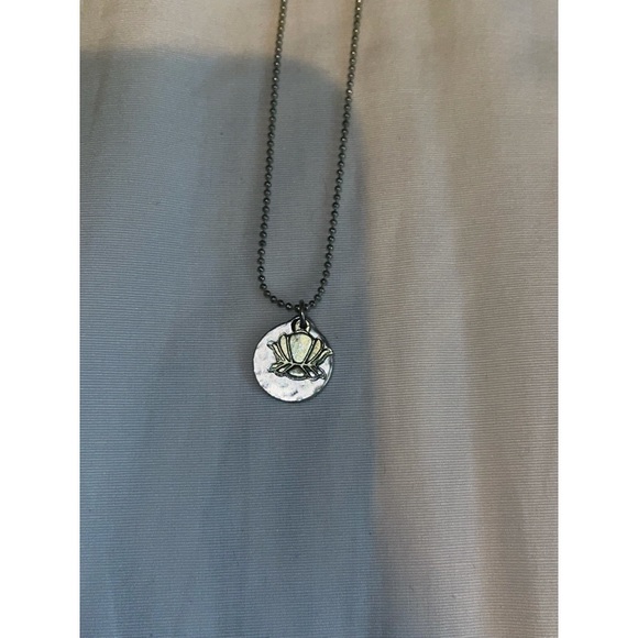 🌸✨Potential Silver/Gold Lotus Necklace - Picture 3 of 9